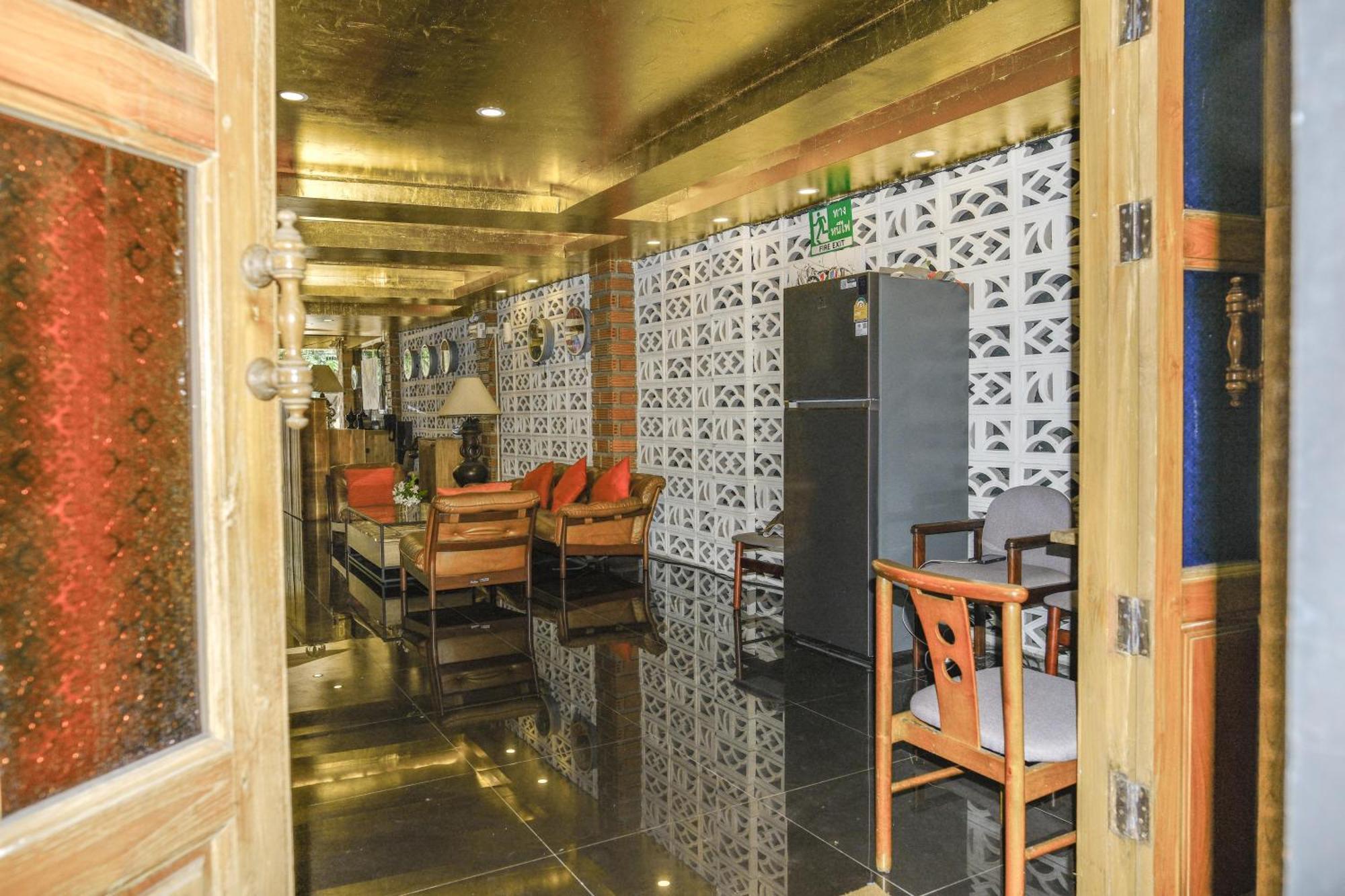 Goya Hotel Chiang Mai Exterior photo